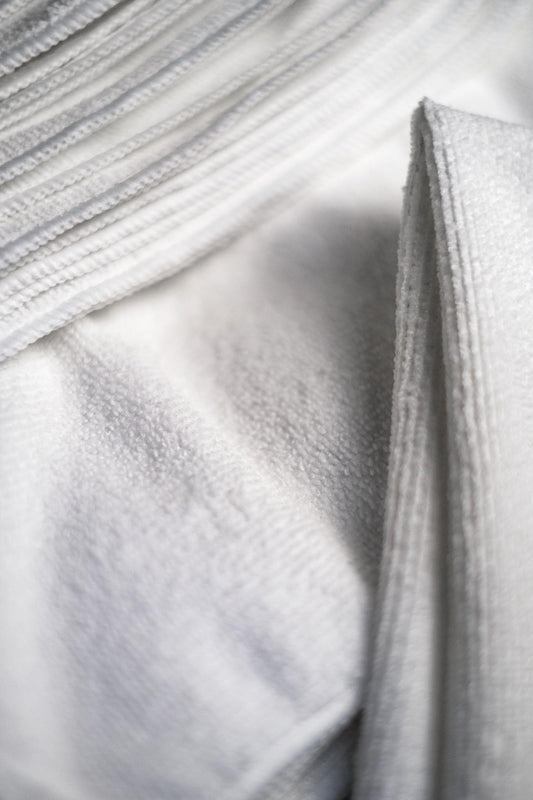 MICRIFIBER CLOTH WHITE 240SGM